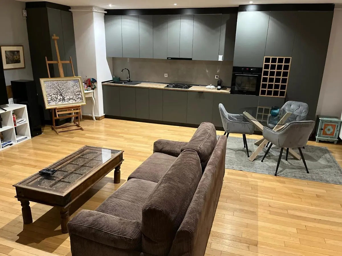 בוקרשט 365 Apartments