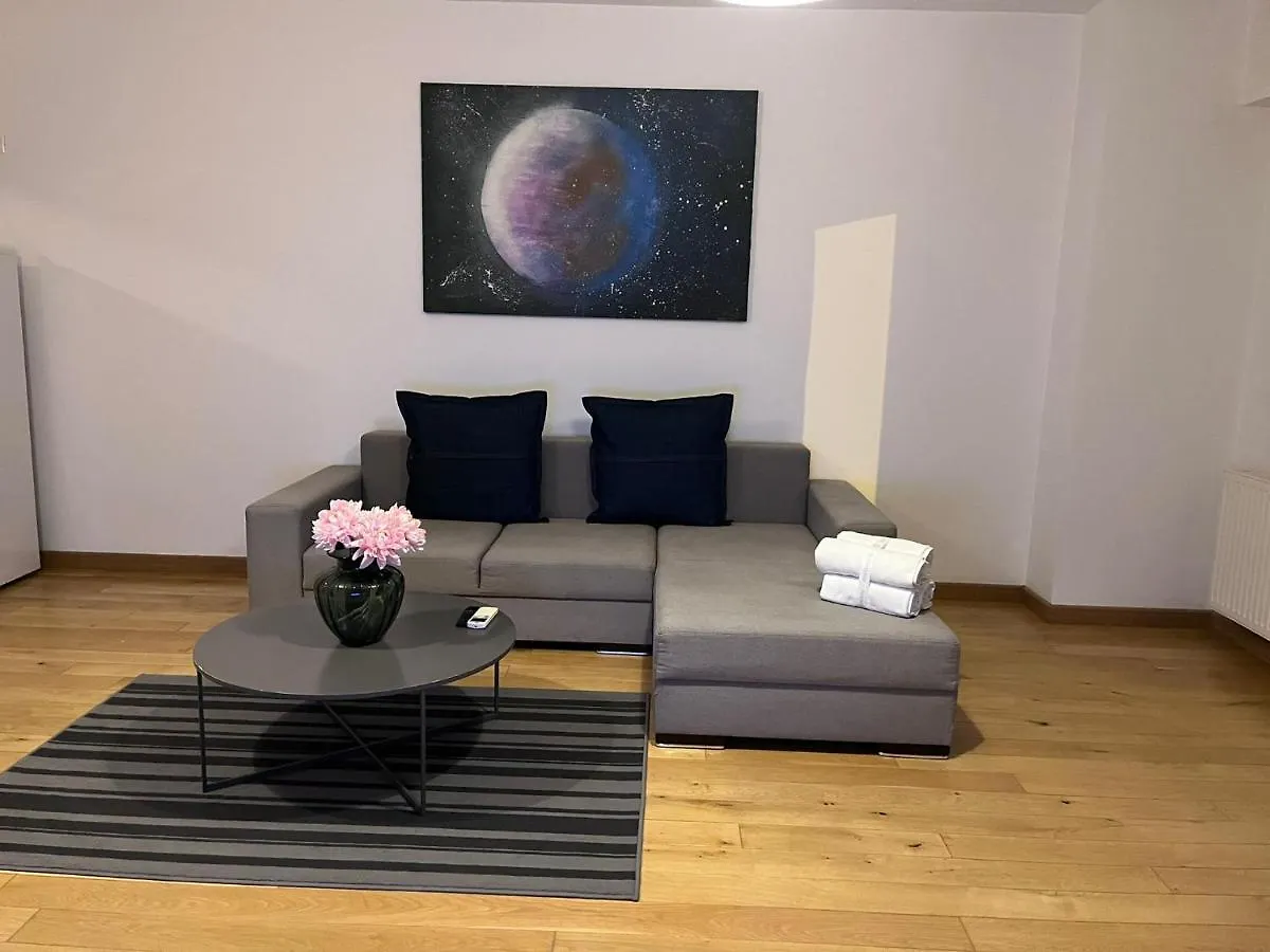365 Apartments 부쿠레슈티