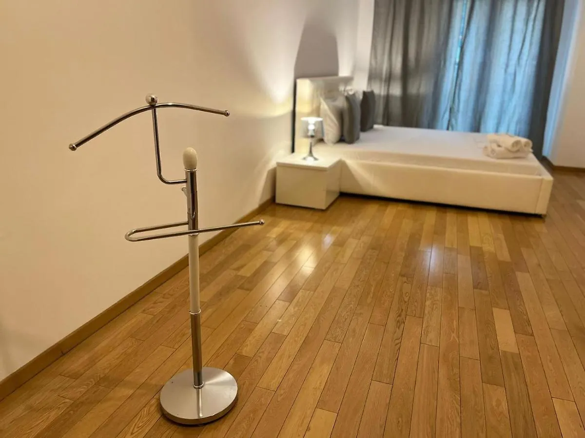 365 Apartments 부쿠레슈티