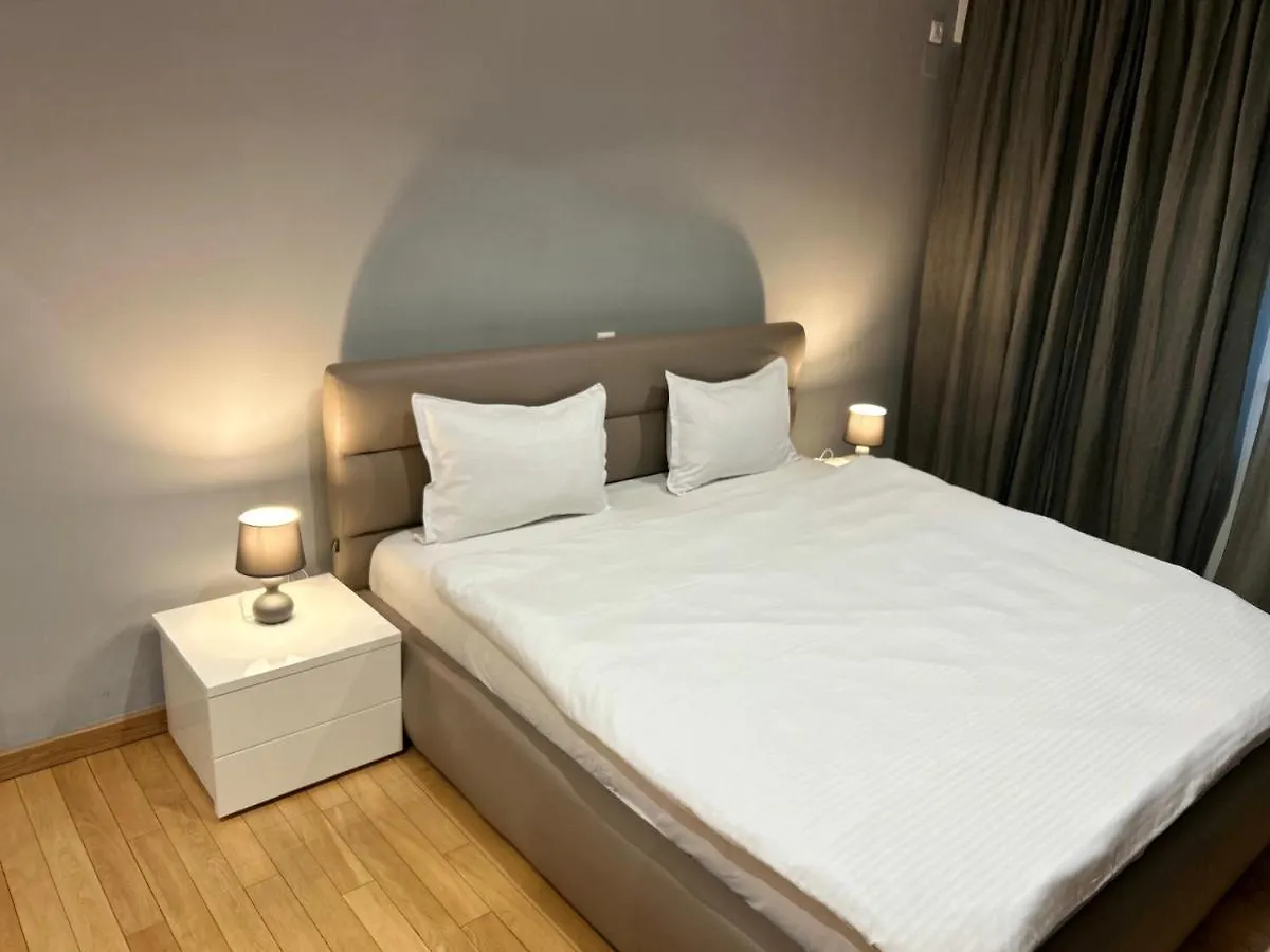 365 Apartments 부쿠레슈티